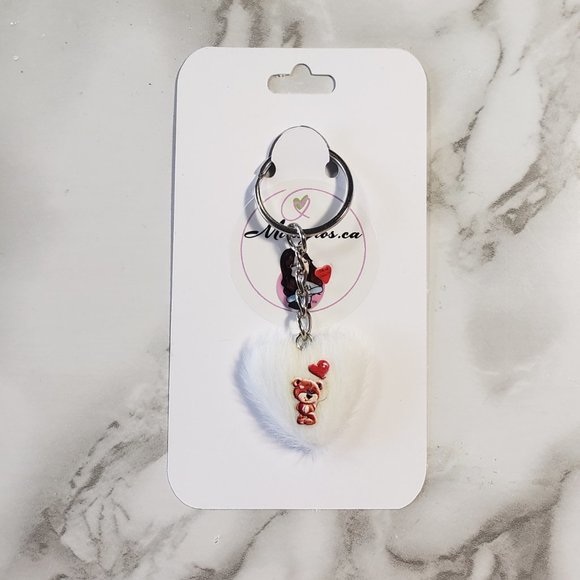 Mini Heart Keychain - Picture 5 of 6